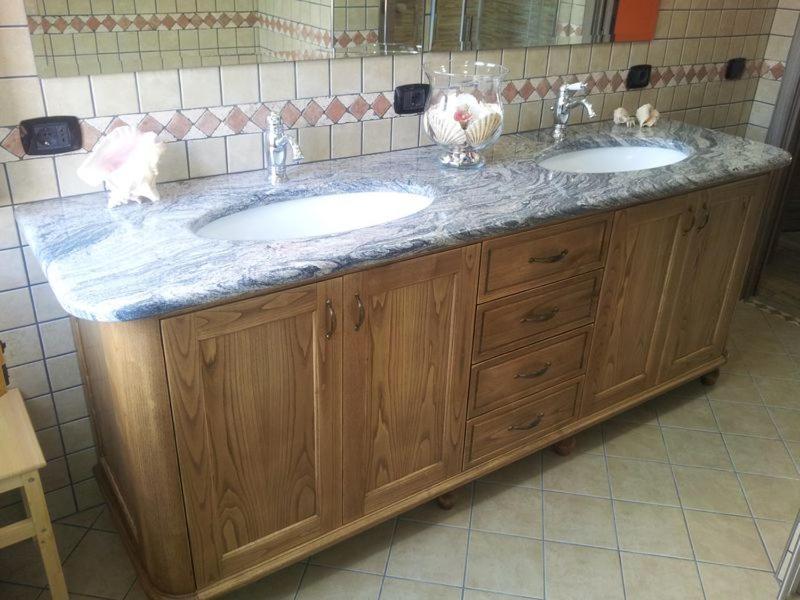 Sopra Le Laure B&B Laureana di Borrello Habitación foto